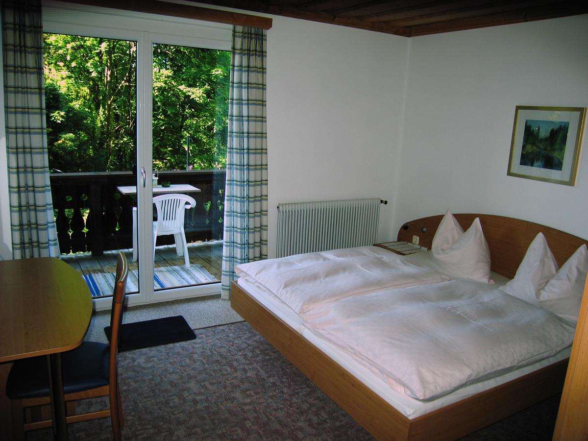 Gaestehaus Sonnenwinkel - Villa Roesler Sankt Wolfgang im Salzkammergut Room photo
